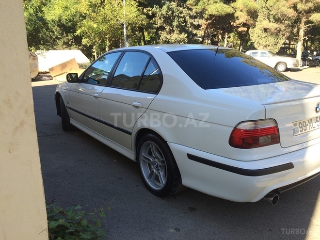 BMW 530 2001, 150,000 km - 3.0 l - Bakı