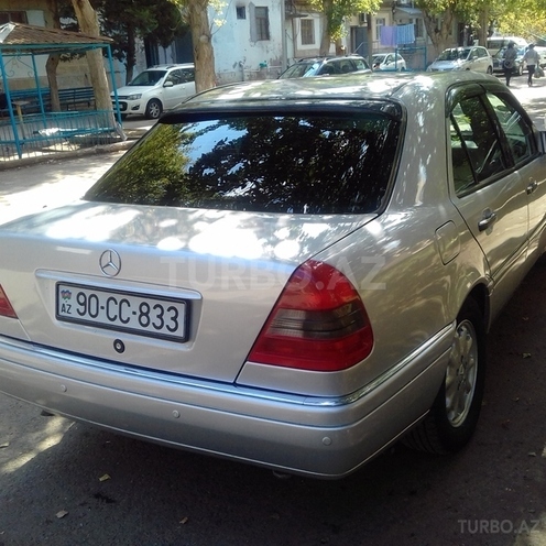 Mercedes C 180 1995, 260,000 km - 1.8 l - Bakı