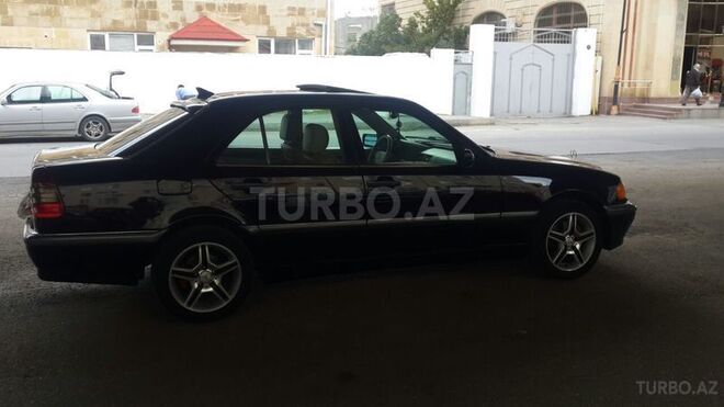 Mercedes C 230 1997, 216,000 km - 2.3 л - Bakı