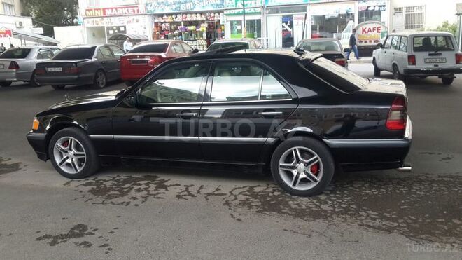 Mercedes C 230 1997, 216,000 km - 2.3 л - Bakı
