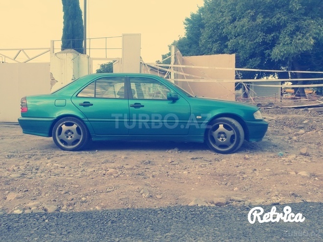 Mercedes C 180 1999, 300,000 km - 1.8 l - Gəncə