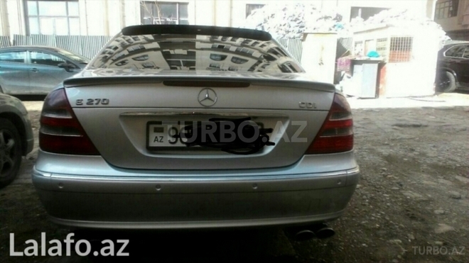 Mercedes E 270 2002, 280,000 km - 2.7 l - Bakı