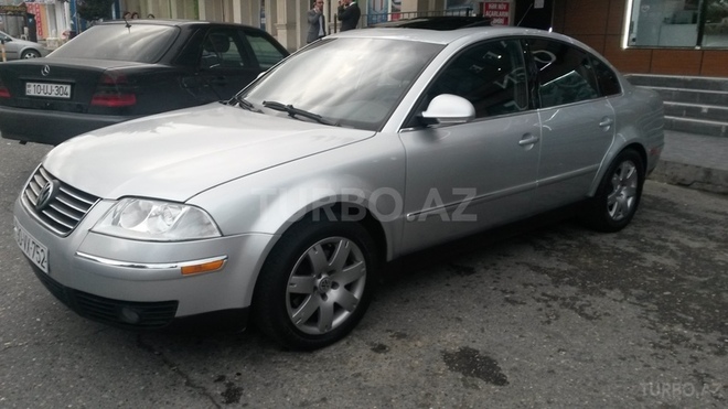 Volkswagen Passat 2004, 145,000 km - 1.8 l - Bakı