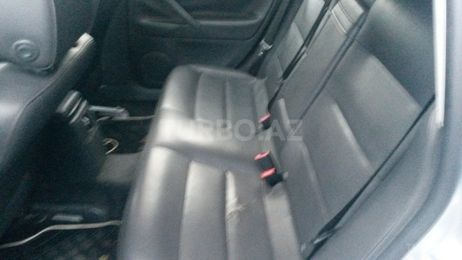 Volkswagen Passat 2004, 145,000 km - 1.8 l - Bakı