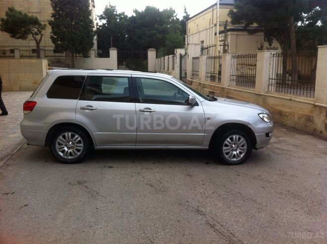 Mitsubishi Airtrek 2001, 197,000 km - 2.4 l - Bakı