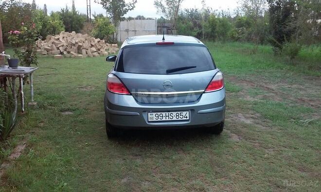 Opel Astra 2006, 270,000 km - 1.4 l - Bakı