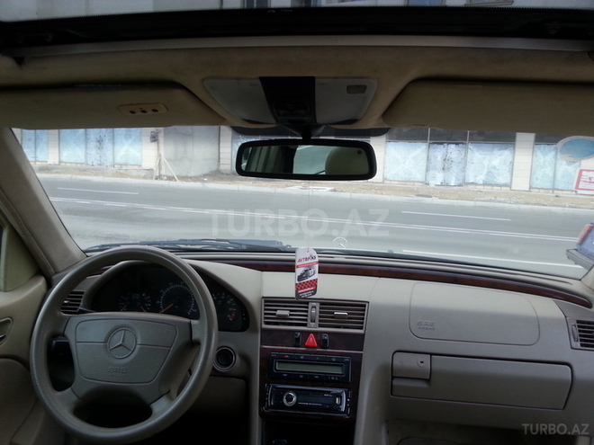Mercedes C 230 1998, 190,000 km - 2.3 l - Bakı