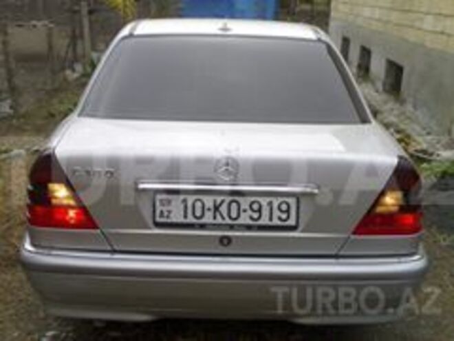 Mercedes C 180 1998, 220,000 km - 1.8 l - Zaqatala