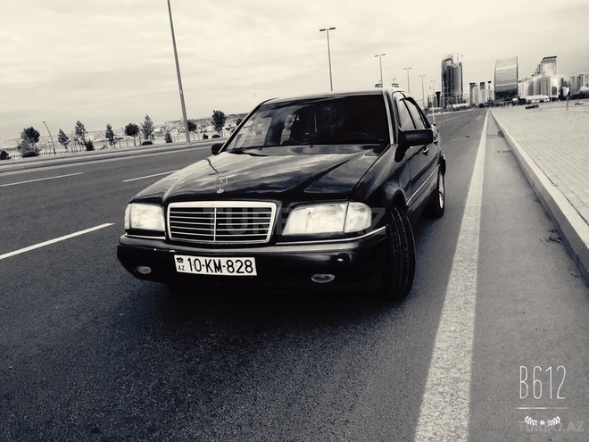 Mercedes C 180 1993, 300,000 km - 0.1 л - Bakı