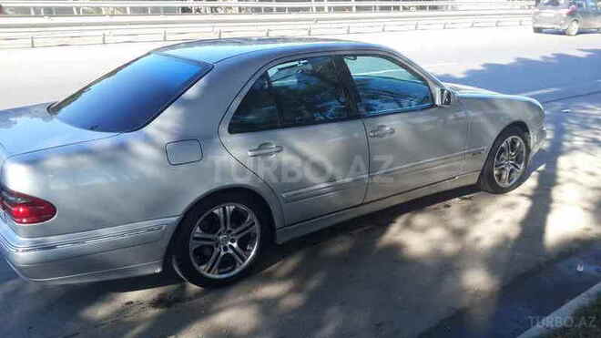 Mercedes E 200 2000, 270,000 km - 2.2 l - Sumqayıt