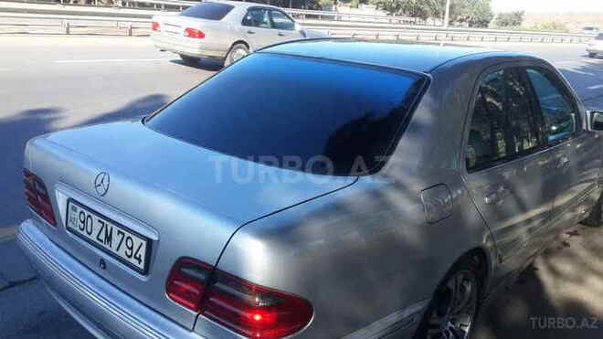 Mercedes E 200 2000, 270,000 km - 2.2 l - Sumqayıt