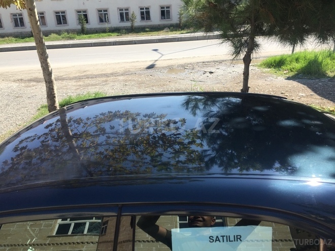 Mercedes E 220 2000, 318,000 km - 2.2 l - Yevlax