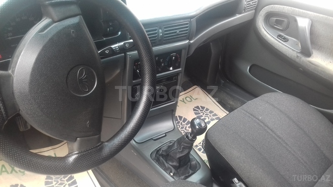 Daewoo Nexia 2005, 150,000 km - 1.5 l - Bakı