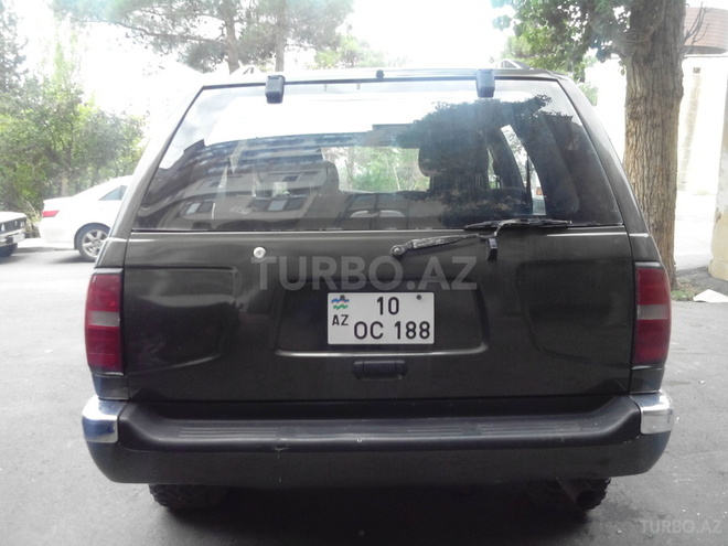 Nissan Terrano 1995, 234,090 km - 2.7 l - Bakı