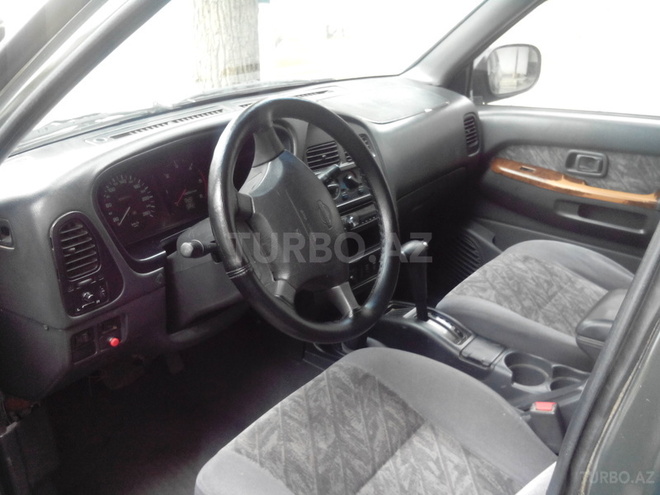 Nissan Terrano 1995, 234,090 km - 2.7 l - Bakı