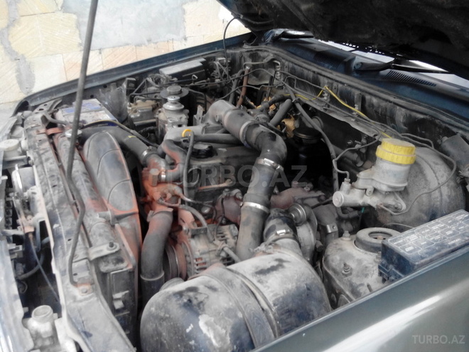 Nissan Terrano 1995, 234,090 km - 2.7 l - Bakı