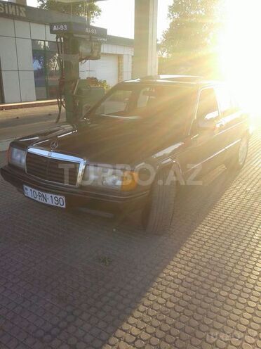 Mercedes 190 1991, 300,000 km - 2.7 л - Ağcabədi