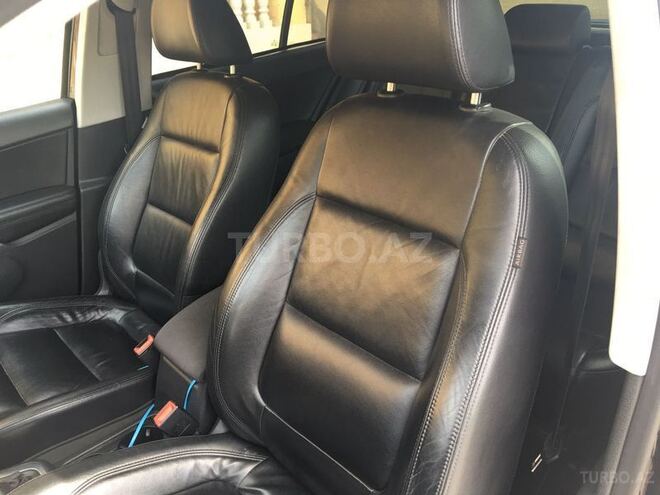 Volkswagen Tiguan 2009, 180,000 km - 2.0 l - Bakı