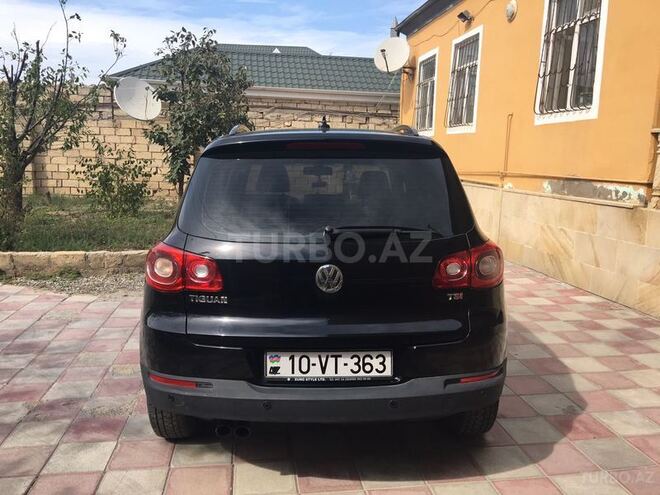 Volkswagen Tiguan 2009, 180,000 km - 2.0 l - Bakı