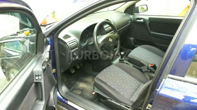 Opel Astra 1999, 207,000 km - 1.6 л - Şəki