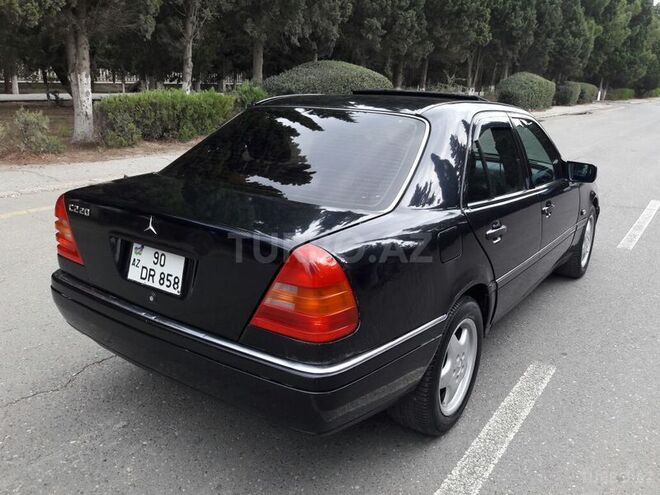 Mercedes C 220 1995, 300,000 km - 2.2 l - Sumqayıt