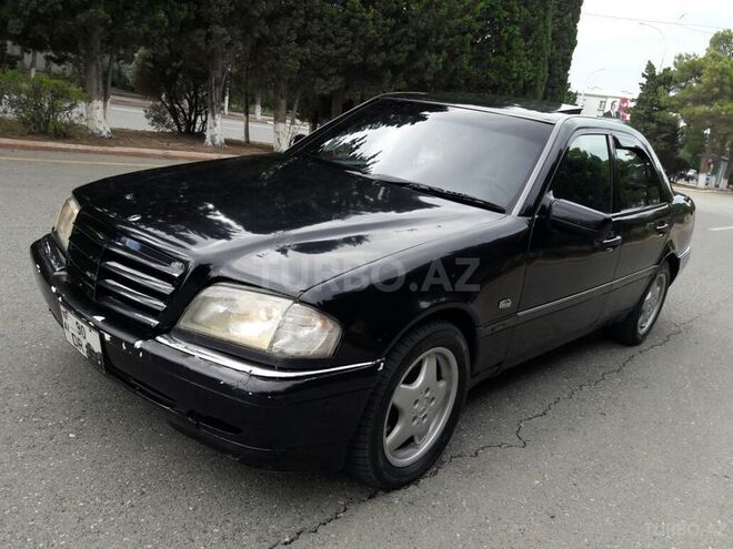 Mercedes C 220 1995, 300,000 km - 2.2 l - Sumqayıt