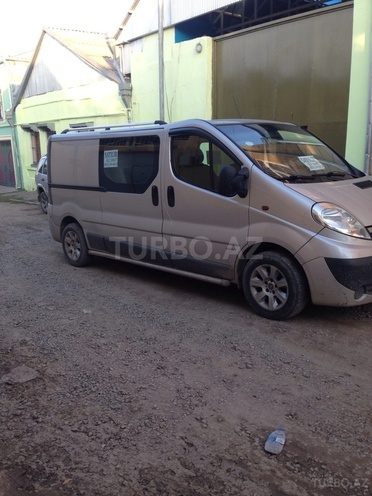 Opel Vivaro 2007, 165,782 km - 2.0 l - Gəncə