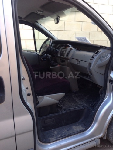 Opel Vivaro 2007, 165,782 km - 2.0 l - Gəncə