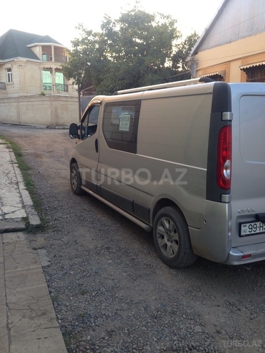 Opel Vivaro 2007, 165,782 km - 2.0 l - Gəncə