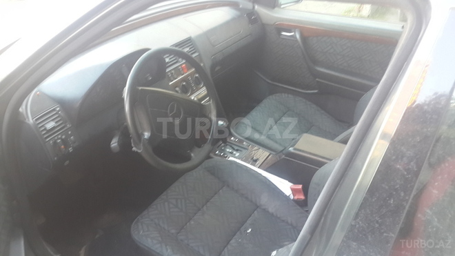 Mercedes C 200 1995, 450,000 km - 2.0 л - Bakı