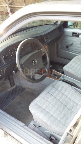 Mercedes 190 1992, 188,455 km - 2.0 l - Bakı