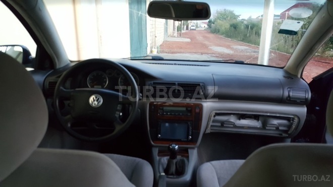 Volkswagen Passat 2001, 187,000 km - 1.8 l - Bakı