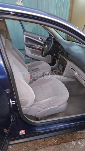 Volkswagen Passat 2001, 187,000 km - 1.8 l - Bakı