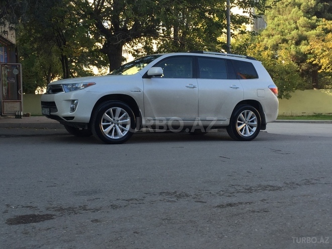 Toyota Highlander 2011, 100,000 km - 3.5 l - Bakı