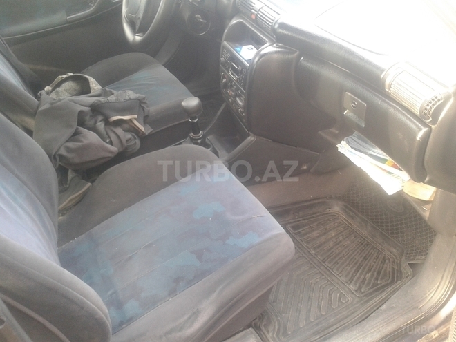 Opel Astra 1996, 500,000 km - 1.6 л - Bakı