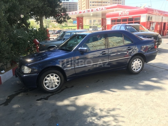 Mercedes C 220 1999, 231,000 km - 2.2 l - Bakı