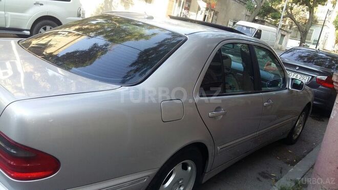 Mercedes E 280 2001, 190,000 km - 2.8 l - Bakı