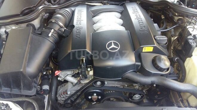 Mercedes E 280 2001, 190,000 km - 2.8 l - Bakı