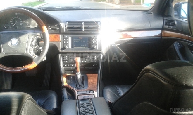 BMW 528 1998, 230,000 km - 2.8 l - Bakı