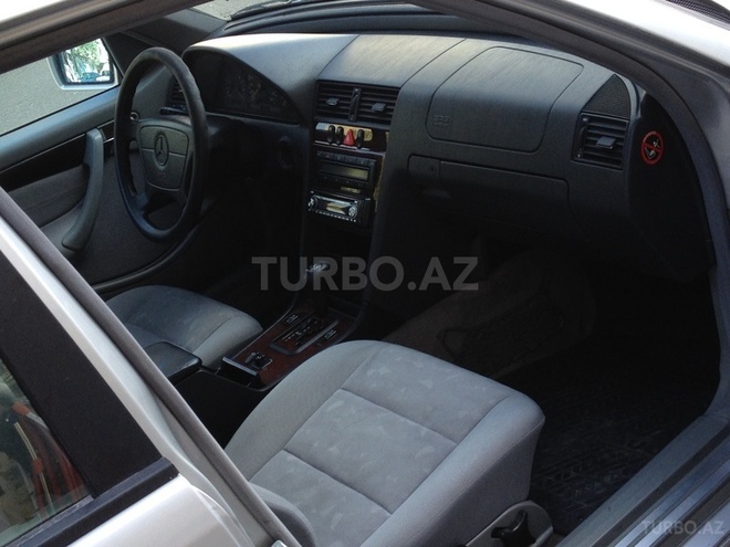 Mercedes C 240 1998, 165,000 km - 2.4 l - Bakı