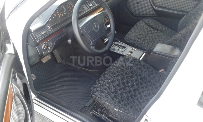 Mercedes E 230 1992, 430,000 km - 2.3 л - Bakı