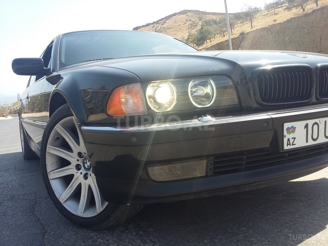 BMW 740 1996, 258,000 km - 4.0 l - Bakı