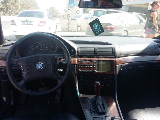 BMW 740 1996, 258,000 km - 4.0 l - Bakı