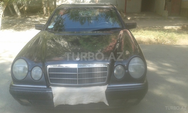 Mercedes E 230 1996, 339,000 km - 2.3 l - Bakı
