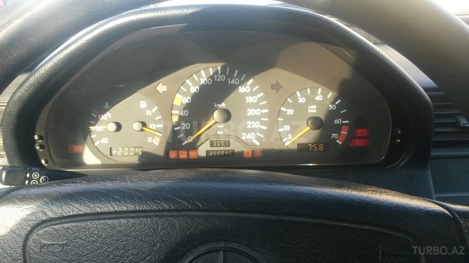 Mercedes C 180 1997, 250,000 km - 1.8 l - Bakı