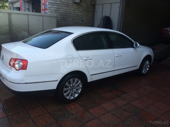 Volkswagen Passat 2010, 140,200 km - 1.8 l - Bakı