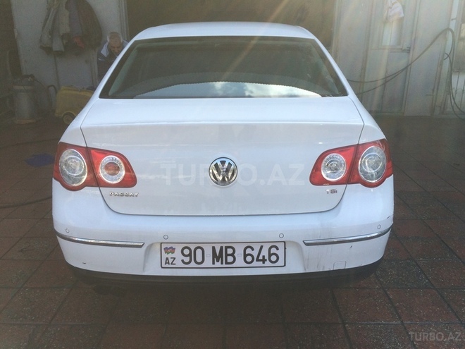 Volkswagen Passat 2010, 140,200 km - 1.8 l - Bakı