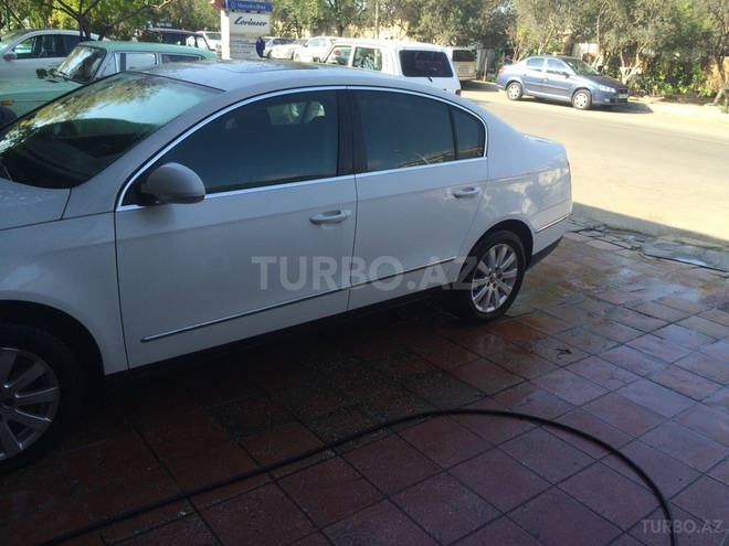 Volkswagen Passat 2010, 140,200 km - 1.8 l - Bakı
