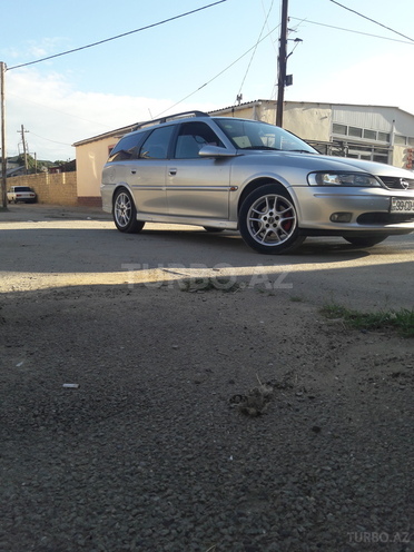 Opel Vectra 2000, 325,000 km - 1.8 л - Bakı