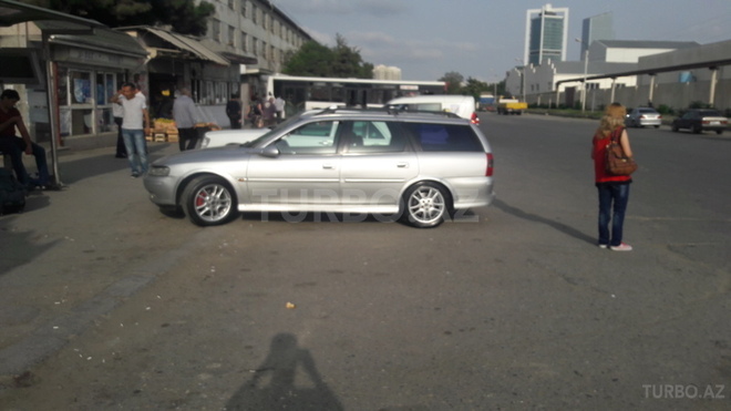 Opel Vectra 2000, 325,000 km - 1.8 л - Bakı